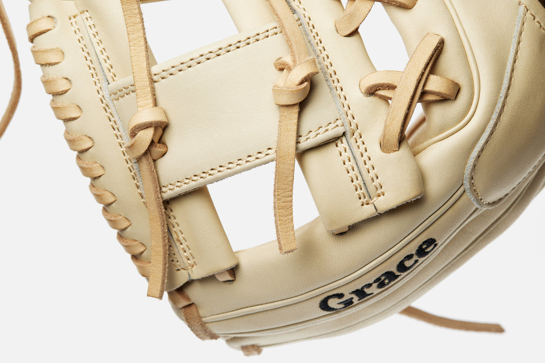 Why is indigo lacing the best lacing for baseball gloves?