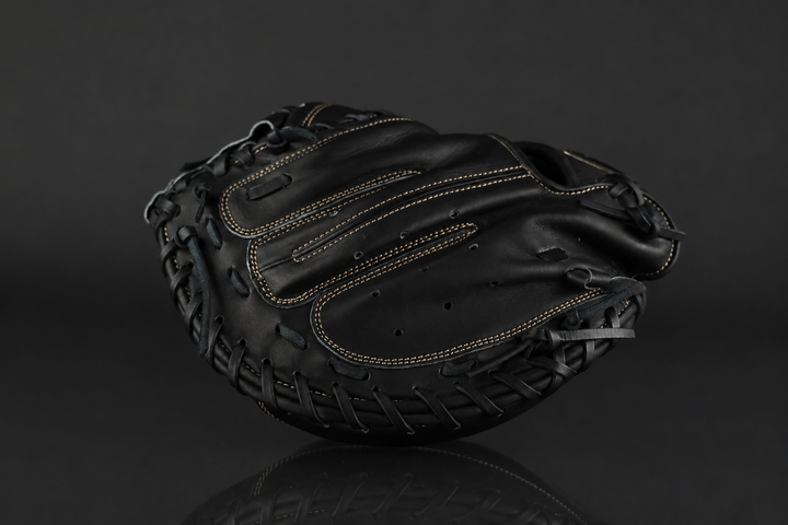 33" Closed Web Catchers Mitt Grace Glove