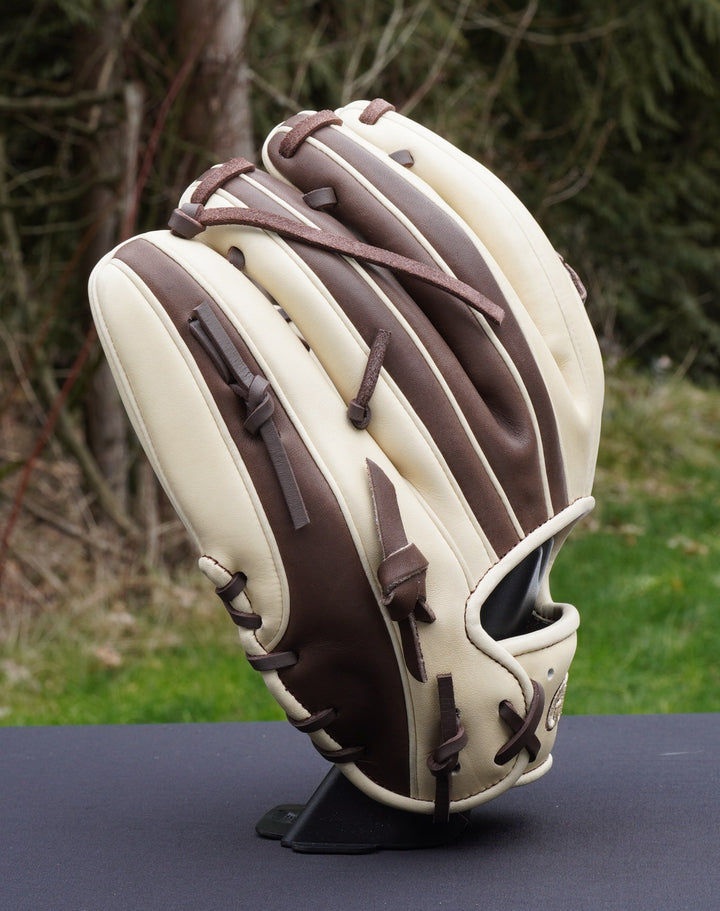 11.50" Infield I-Web Softball Grace Glove - Grace Glove Company
