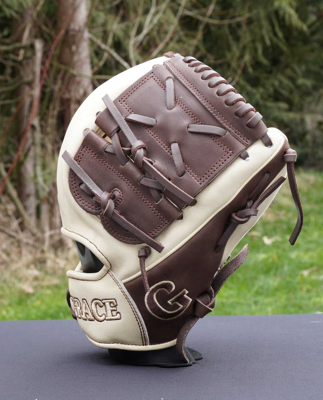 11.75" Infield MG-Closed-Web Grace Glove - Professional Softball Glove - Grace Glove Company