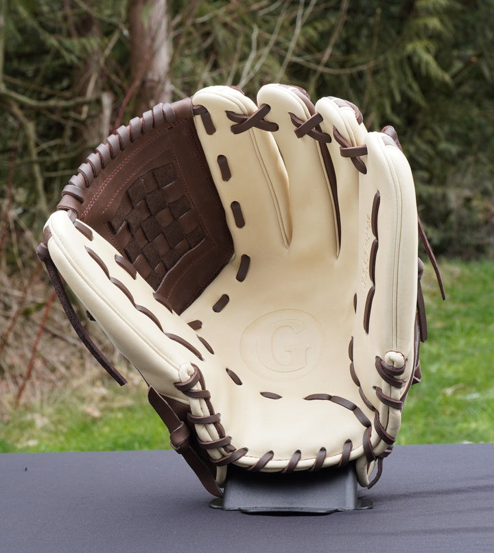 12.50" Outfield Closed Web Grace Glove - Professional Softball Glove - Grace Glove Company