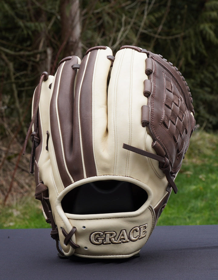 12.50" Outfield Closed Web Grace Glove - Professional Softball Glove - Grace Glove Company
