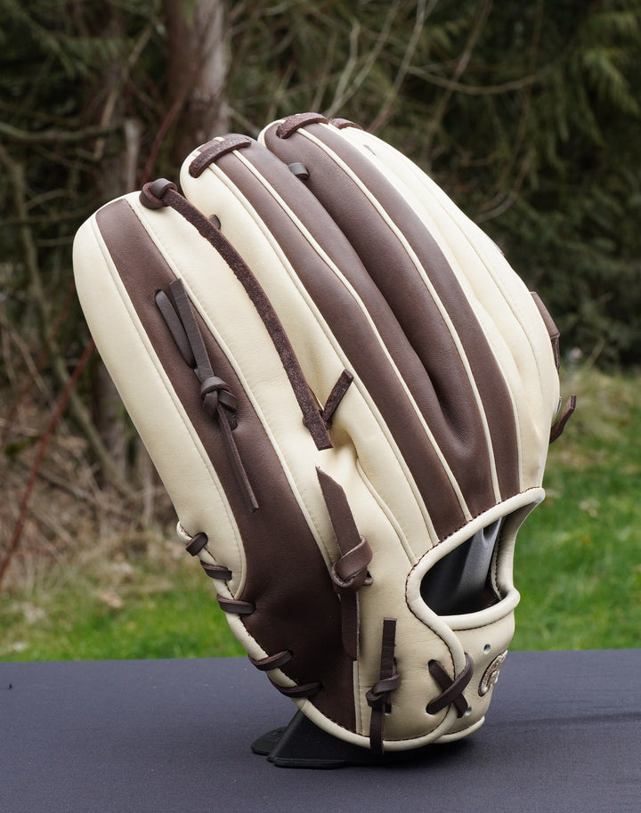 12.50" Outfield Closed Web Grace Glove - Professional Softball Glove - Grace Glove Company