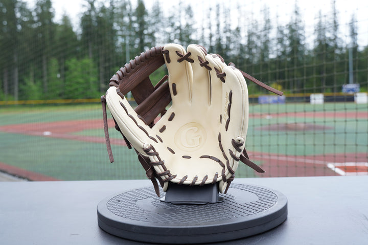 11.50" Infield I-Web Softball Grace Glove - Grace Glove Company