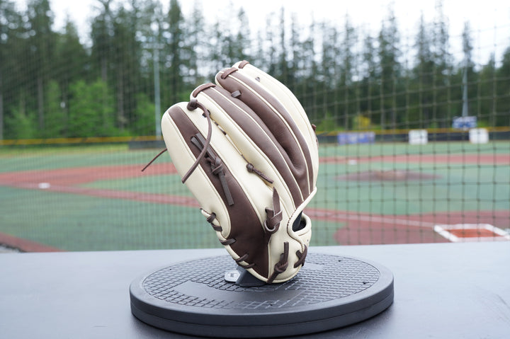 11.75" Infield MG-Closed-Web Grace Glove - Professional Softball Glove - Grace Glove Company