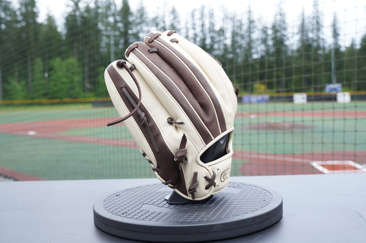 13" Outfield H-Web Grace Glove - Professional Softball Glove - Grace Glove Company