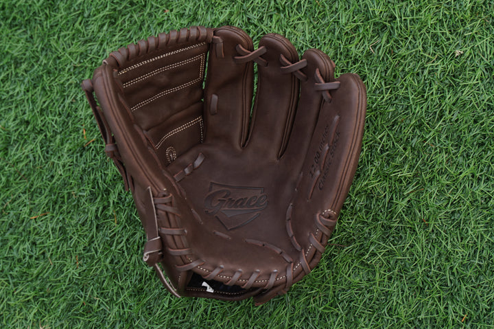 12" Infield/ Outfield MG-Closed Web Grace Glove