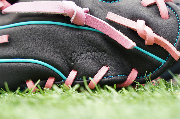 11.75" Infield Limited OG-Web Grace Glove