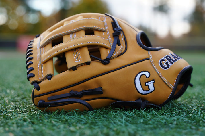 12.50" H-Web Outfield Grace Glove - Black/ Tan