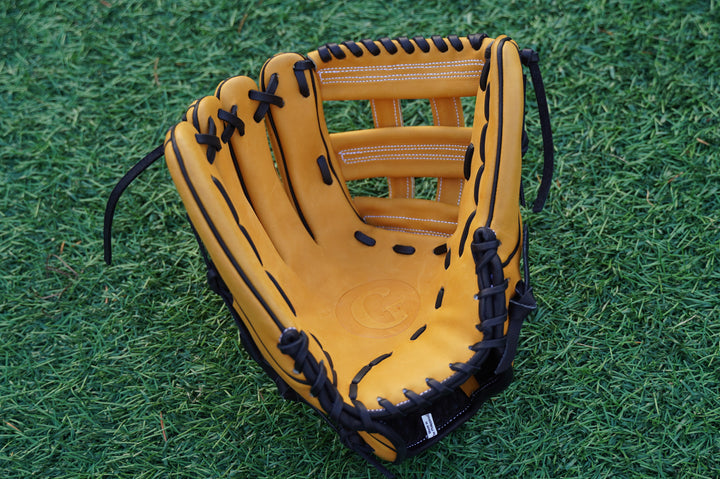 12.50" H-Web Outfield Grace Glove - Black/ Tan
