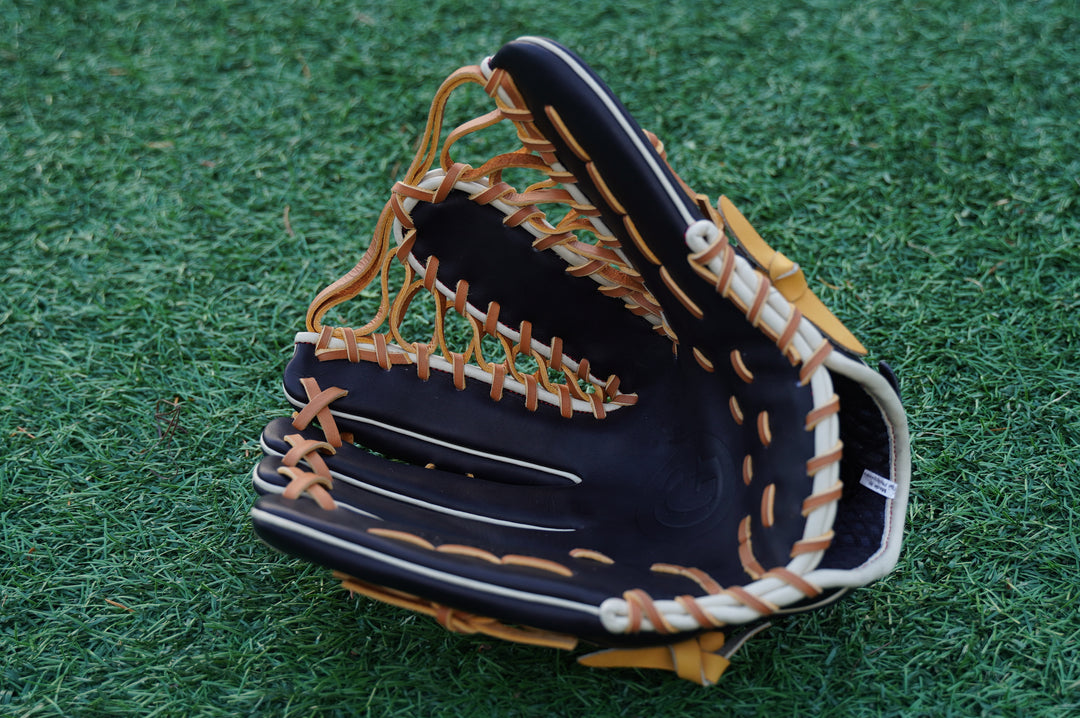 12.75" Outfield 6-Finger Grace Glove - Black/Brown