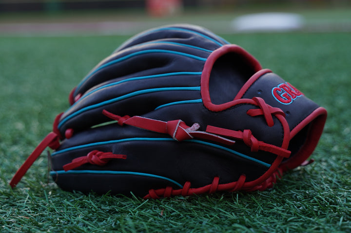 11.25" Infield SG-Closed Grace Glove - Professional Baseball Glove