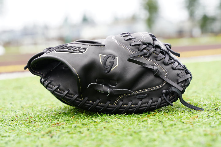 33" Closed Web Catchers Mitt Grace Glove - Grace Glove Company