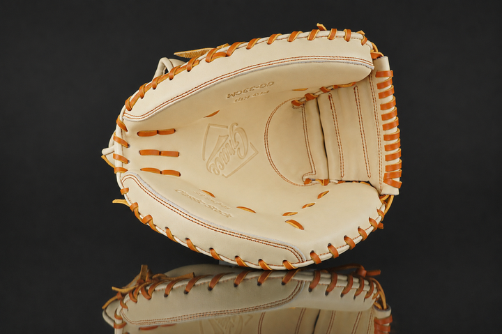 33" Closed Web Catchers Mitt Grace Glove - GG33CMB - Blonde - Grace Glove Company